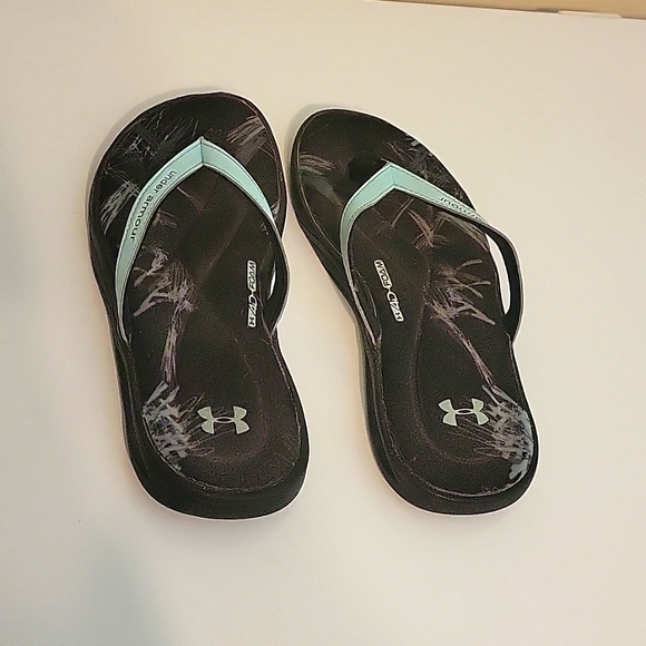 Under Armour memory foam sandal size 7 - Picture 1 of 3